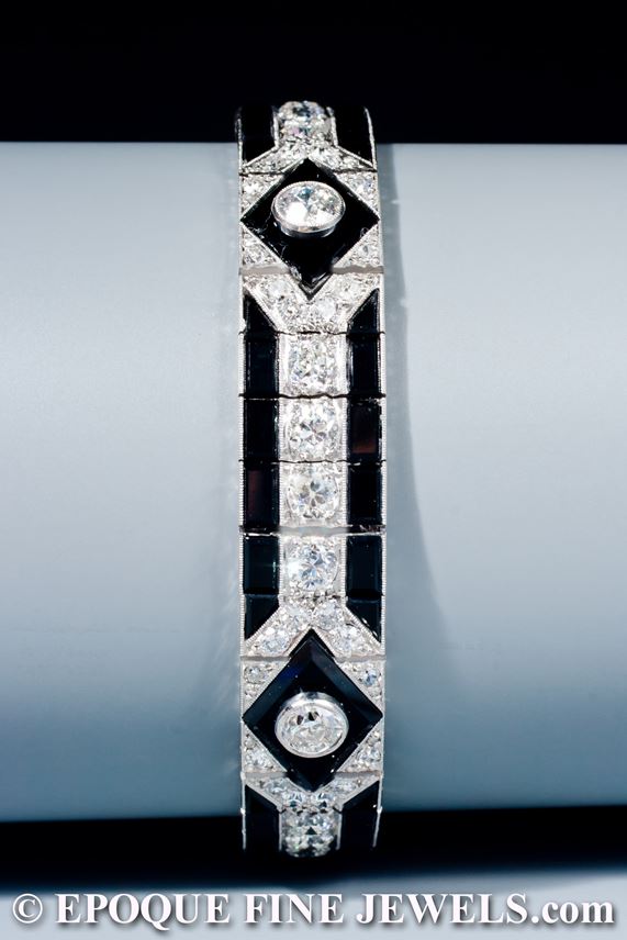   Mauboussin - A very fine onyx and diamond bracelet | MasterArt